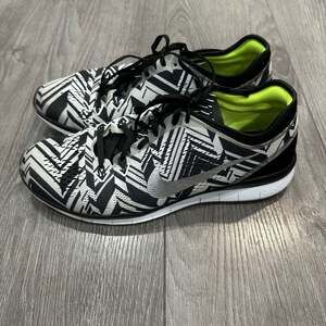 Nike Free TR 5 Print Training Shoes Black/Silver/Volt Size 10.5 (704695-001)